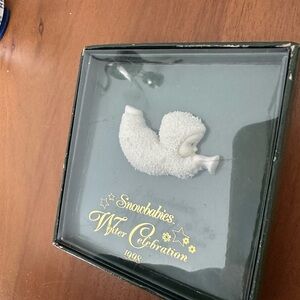 Department 56 Snowbabies White Angel Brooch